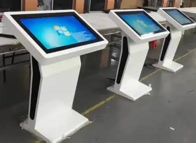 Máy móc tất cả trong một màn hình cảm ứng đã đi vào mọi mặt của đời sống con người
